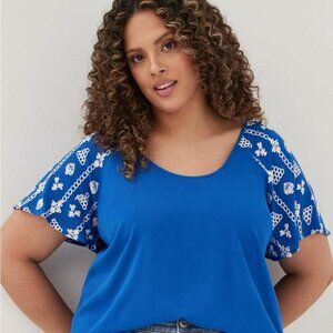 Blue SS Crinkle Gauze Embroidered Blouse Size 6X (30)